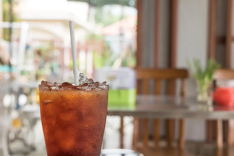 Nobody Wanted It Hot — So One Desperate Vendor Poured It Over Ice and Changed America Forever